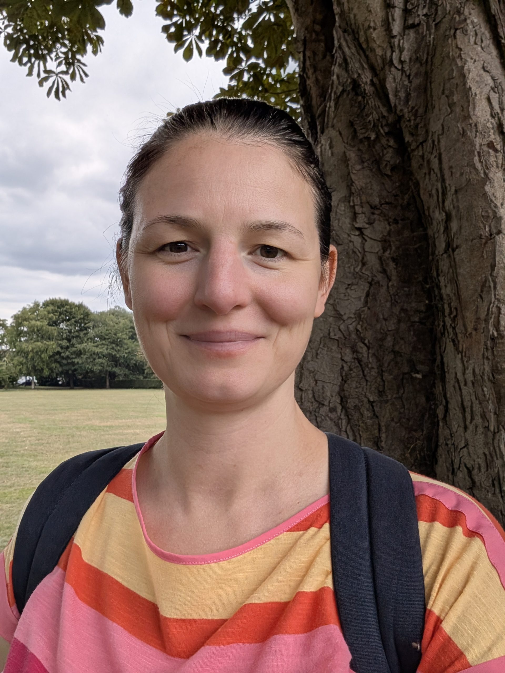 Online counsellor - Wallington, BEddington - autism, ADHD, loss, grief, parenting.